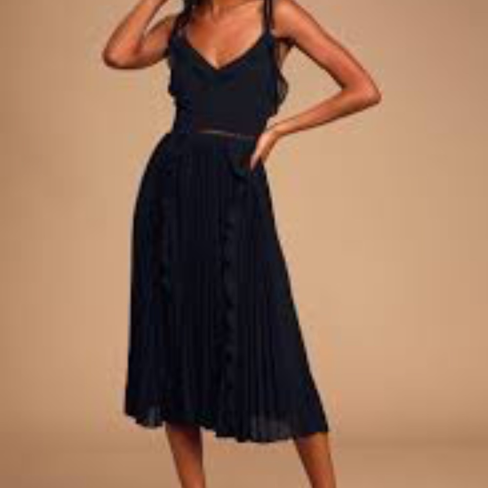 Lulus Never a Dull Moment Black Tie-Strap Pleated Midi Dress
